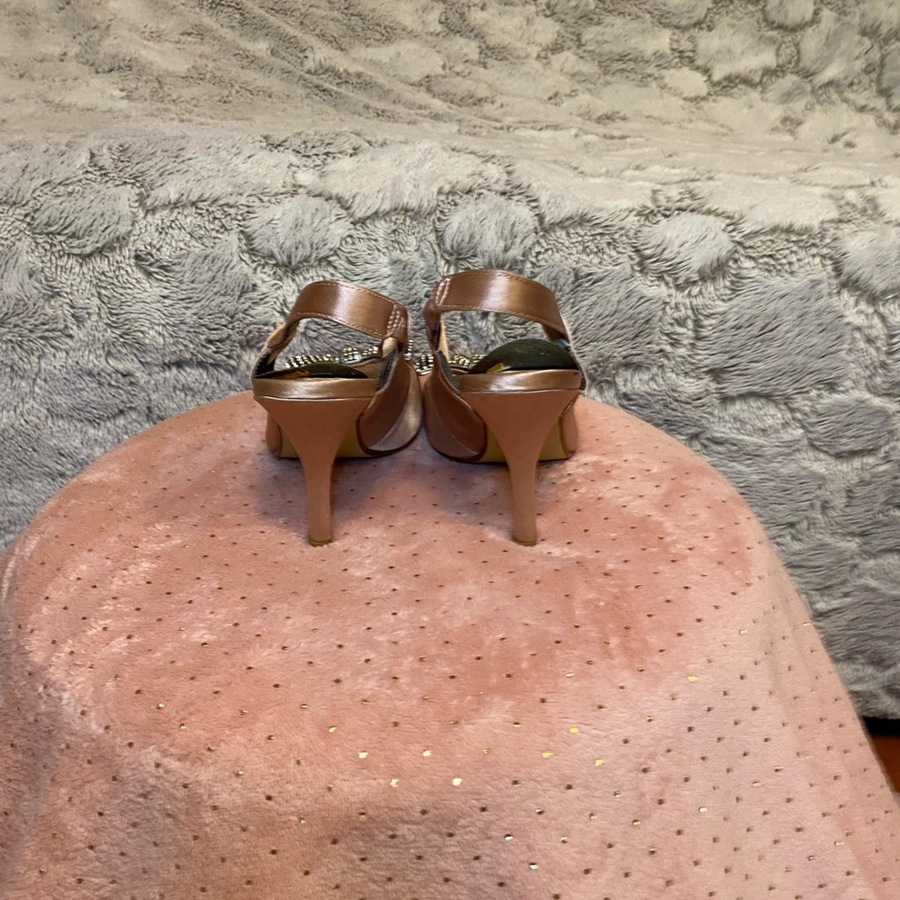 Steve Madden Luxe pink satin slingbacks w/crystals - Picture 12 of 12